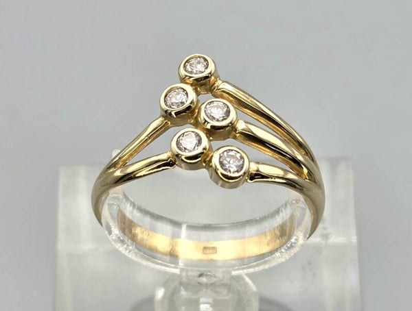 Vintage Design Ring met Briljant Geslepen Zirconia. 2026/551