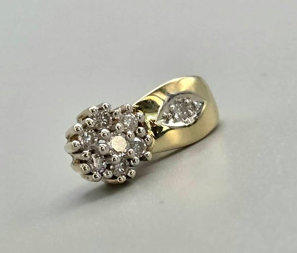 Vintage gouden hanger met diamanten. 2026/621