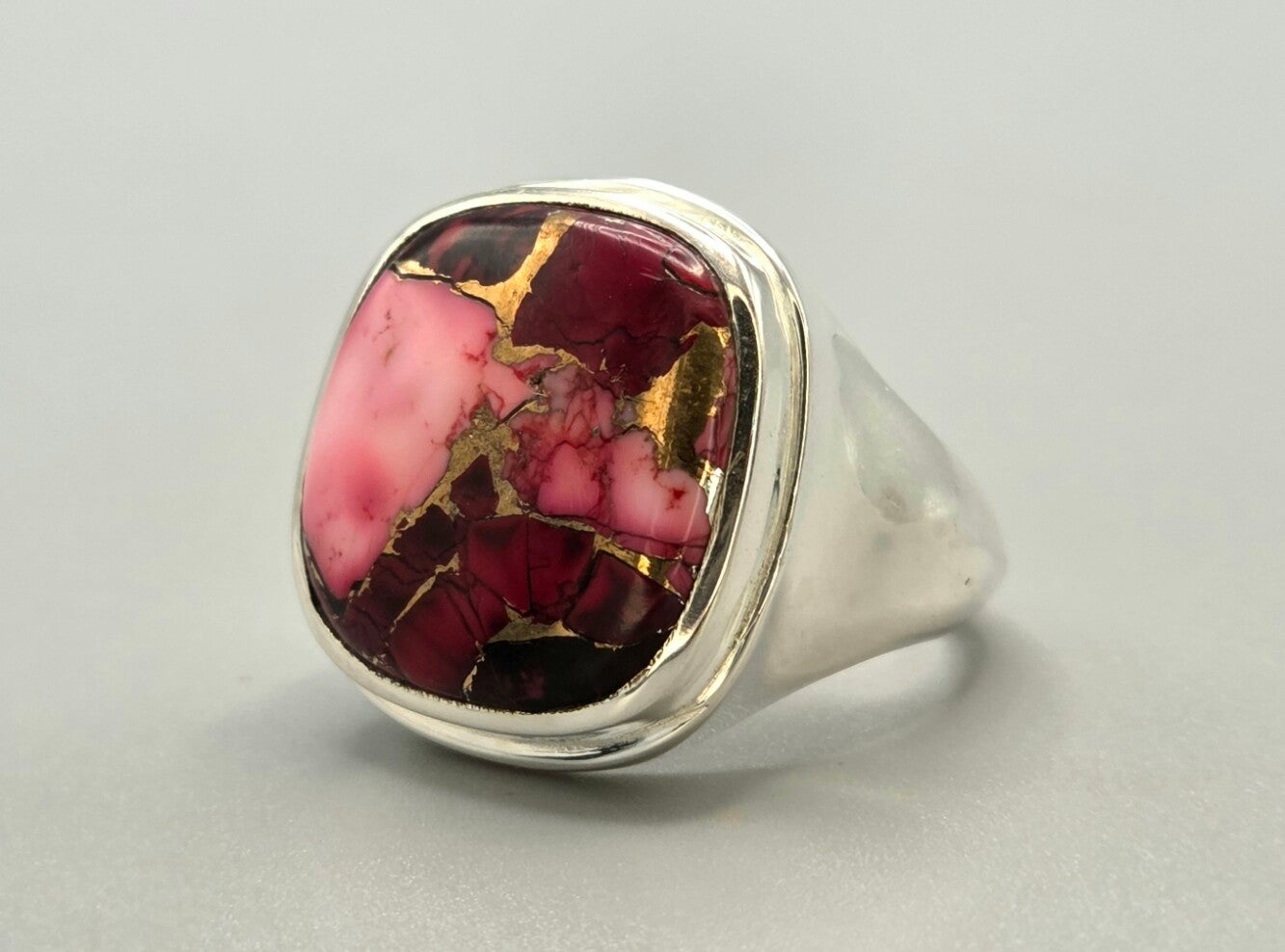 Zilveren ring met edelsteen oyster turkooise. 2026/689