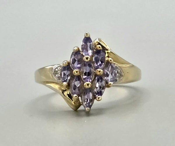 Vintage ring met edelsteen tanzaniet en diamant.  2026/711