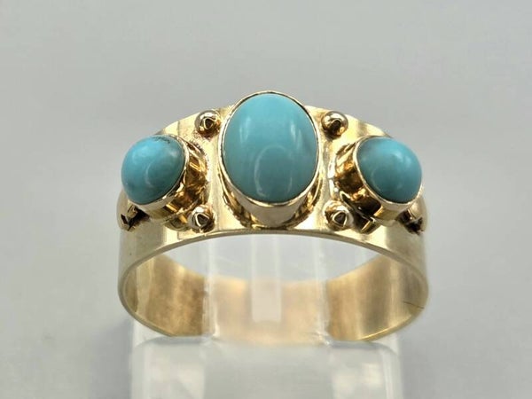 Vintage ring met turkooizen edelstenen. 2026/734. Mt: 15.75