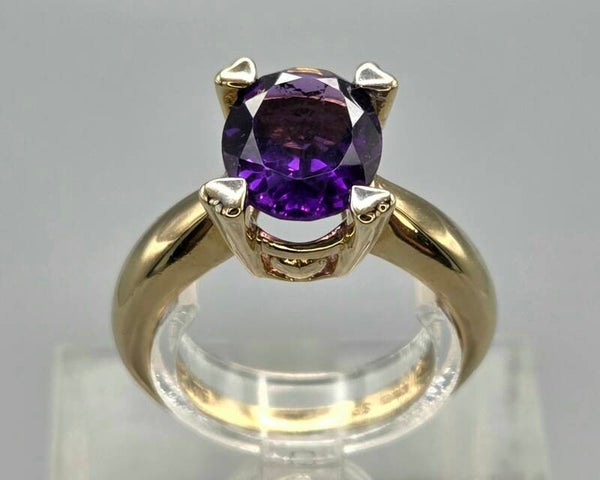Vintage ring met edelsteen amethist. 2026/718