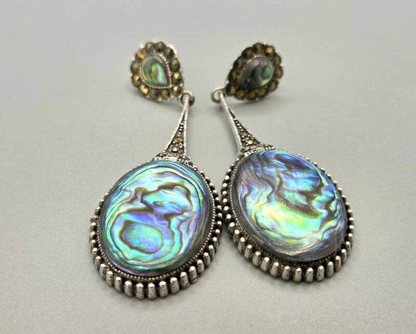 Zilveren oorbellen met marcasietjes en abalone schelp. 2026/733