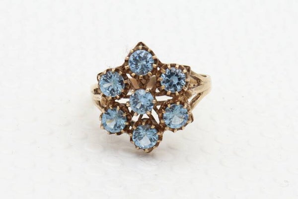 Vintage ring met aquamarijn. Maat: 19.25. 2021/13.