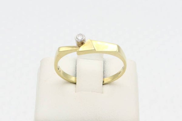 Gouden vintage ring met diamant . 2021/52.
