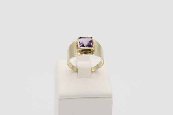 8 Karaat. Antieke Art Deco ring met amethist. Maat: 17.2. Nr: 2020/41