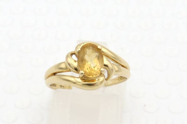 Gouden vintage ring met citrien. Maat: 15.8. 2021/234.