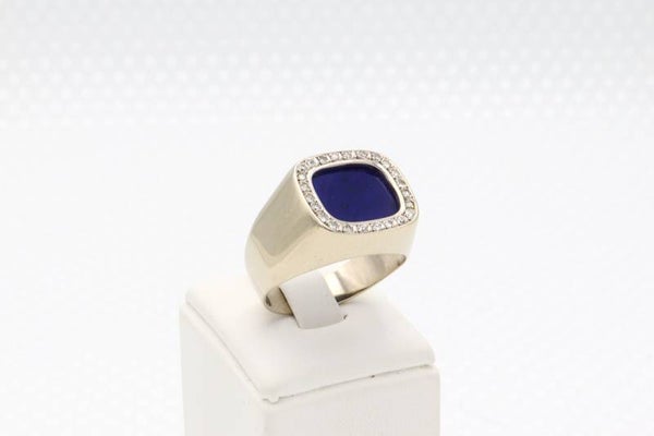 14 Kraat. Gouden herenring met lapis lazuli en 24 x diamanten. Maat: 19.5. Nr: 2020/176.