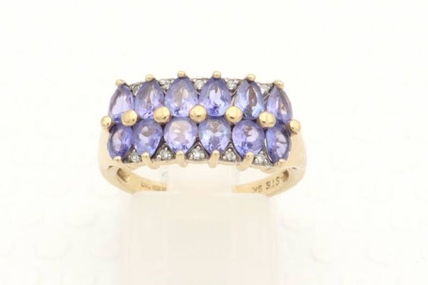 Vintage ring met tanzaniet en diamanten. Maat: 16.75.