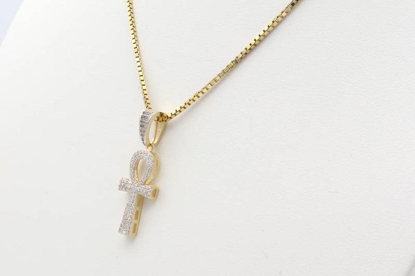 Gouden kruis met moissanite diamonds. Nr: 2020/206.