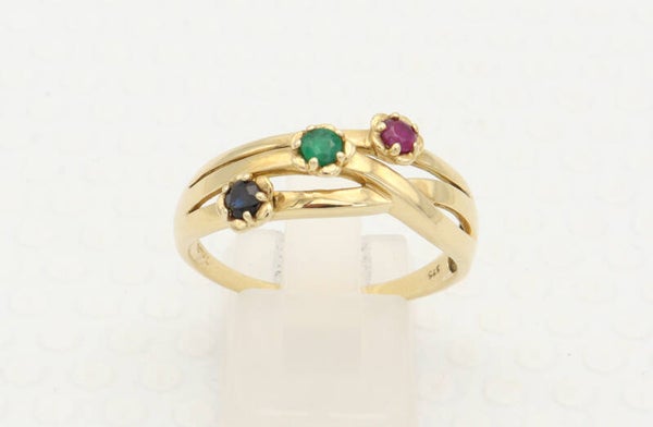 Vintage ring met robijn,smaragd en saffier. Maat: 21.1. Nr: 2021/444.