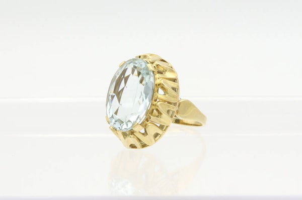 Gouden antieke Art Deco ring met aquamarijn. Maat: 17.75. 2021/571.