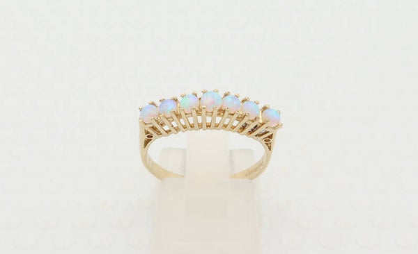 Vintage ring met opaal. Maat: 17.4 2021/620.