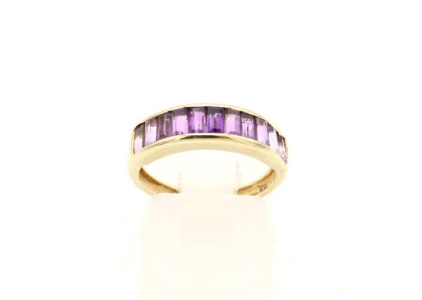 Vintage ring met amethist. Maat: 16. 2021/639.