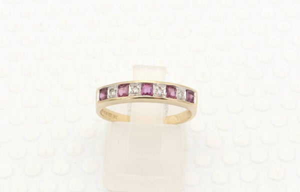 Vintage aanschuifring  met robijn en diamant.  2021/761.