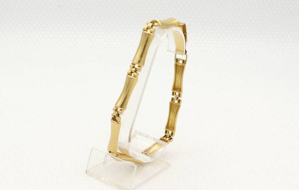 Gouden  Fins Design armband. 2021/768.