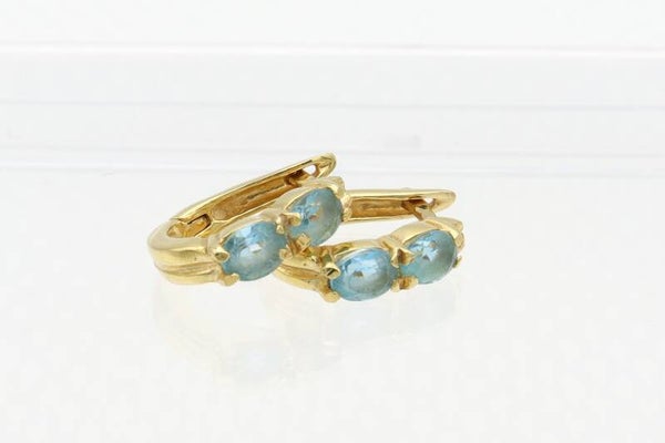 18 Karaat. Gouden vintage oorbellen met topaas Nr:2020/620