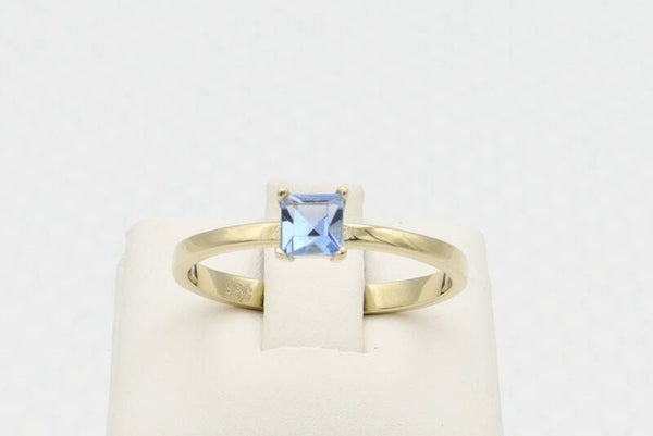 14 Karaat Gouden vintage ring met topaas. Maat: 17.7. Nr: 2020/636.