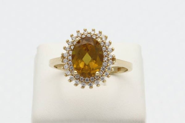 14 Karaat. Gouden vintage ring met citrien en diamonds. Maat:17.5. Nr: 2020/698.