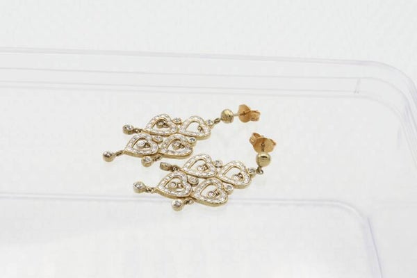 8 Karaat. Antieke hanger en oorbellen met diamanten(Ca: 21 CT) Nr: 2020/775.