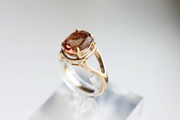 14 Karaat. Gouden vintage ring met toermalijn. Maat: 17. Nr: 2020/946