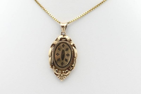 14 Karaat. Gouden antieke hanger met amulet. Nr:2020/978.