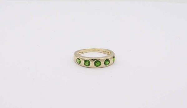 Vintage ring met smaragd. Maat: 17.5. 2022/194