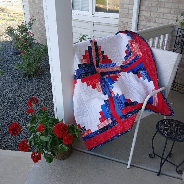 Americana Log Cabin Lap Quilt