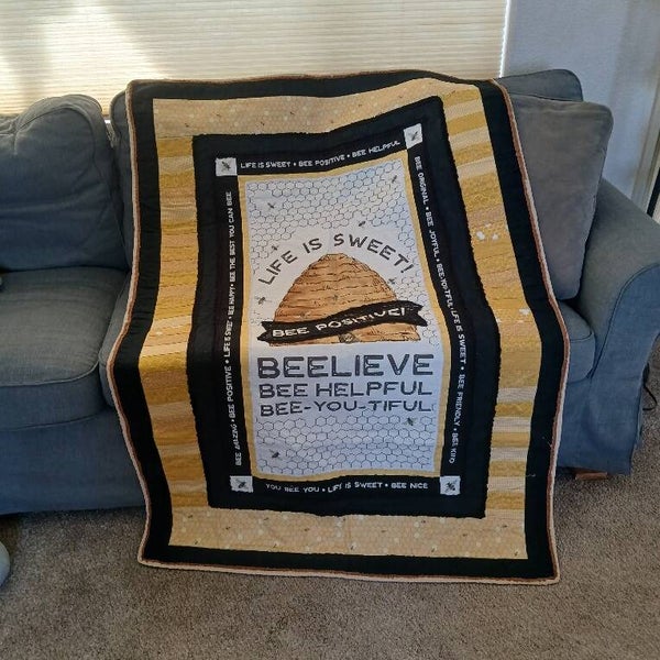 Bee Happy – Life Is Sweet Lap Quilt