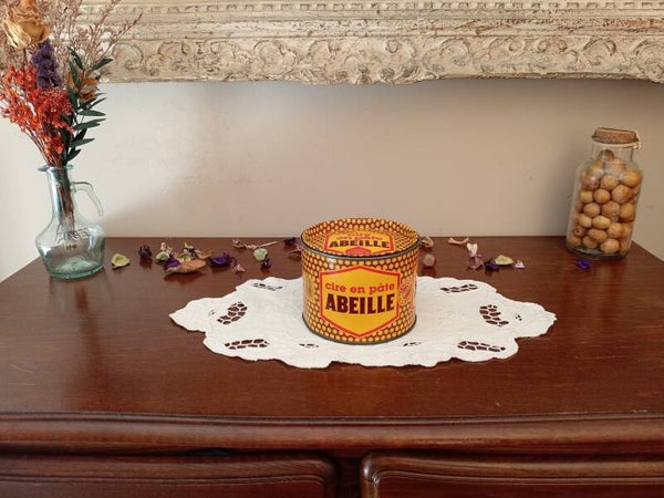 Ancienne boîte cire d'abeille