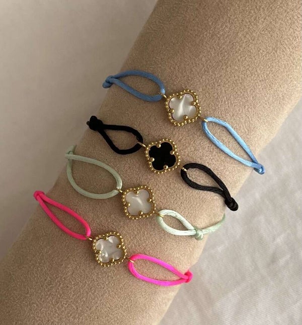 Clover, armbandjes