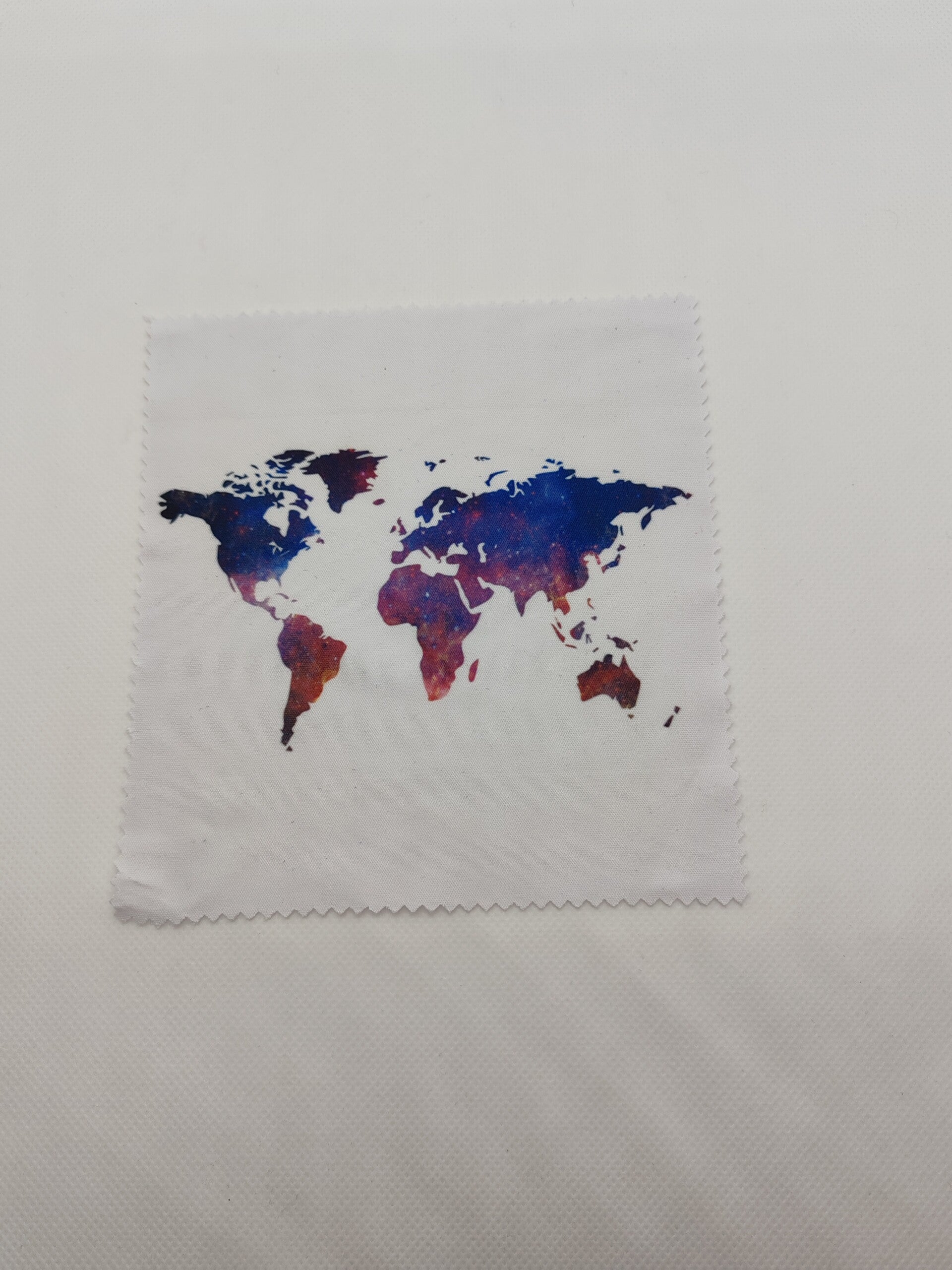 Lingette de lunette '' Carte du monde''