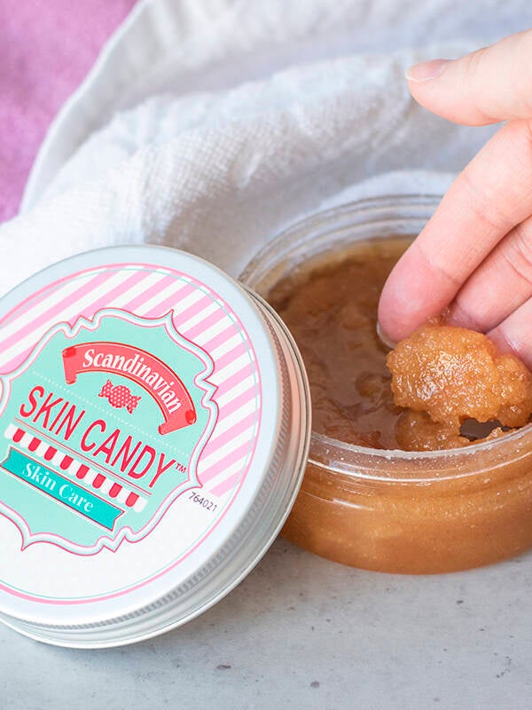 Skin Candy Body Scrub – Caramel