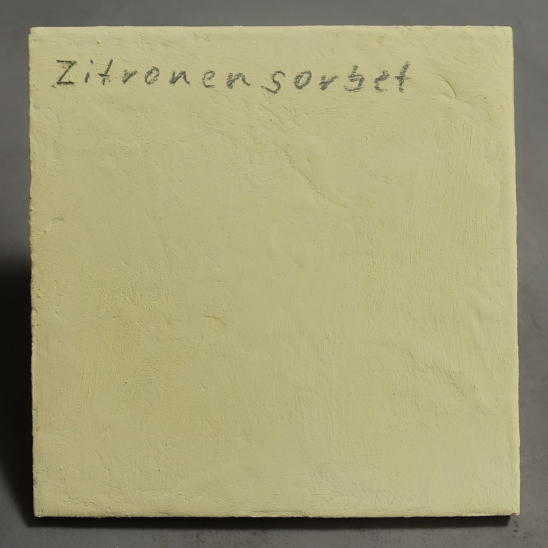 Lehmfarbe Zitronensorbet