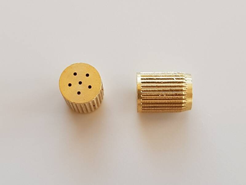 Kleindrehteile.eu WTS Präzisionsteile und Feindrehteile Ø 1 mm – Ø 12 mm Messing