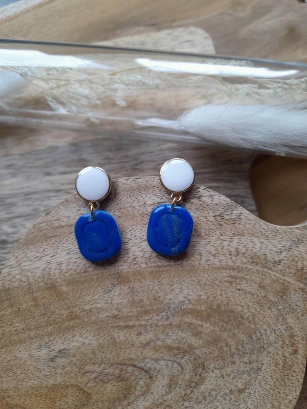 Classy white & blue