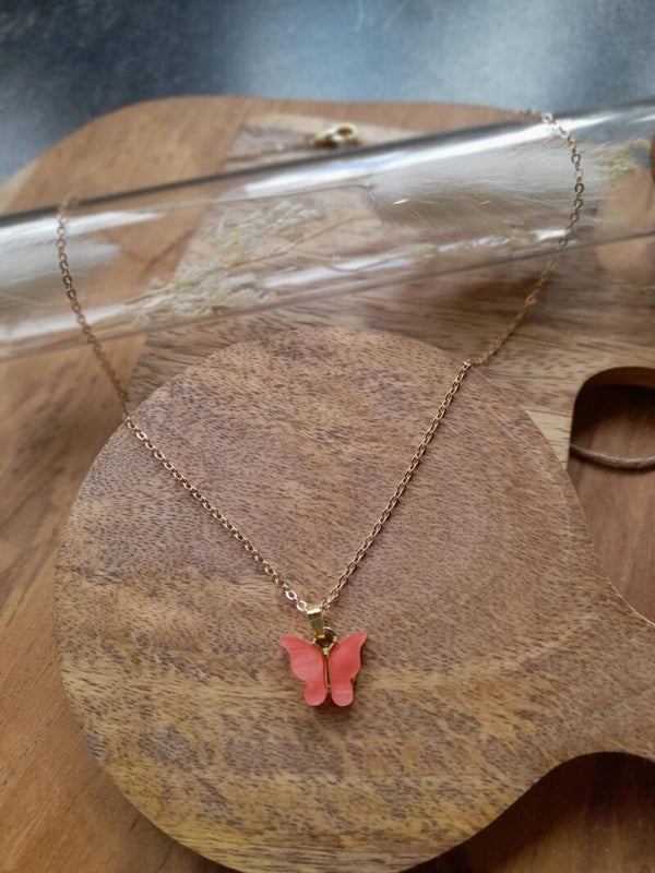 pinky butterfly ketting
