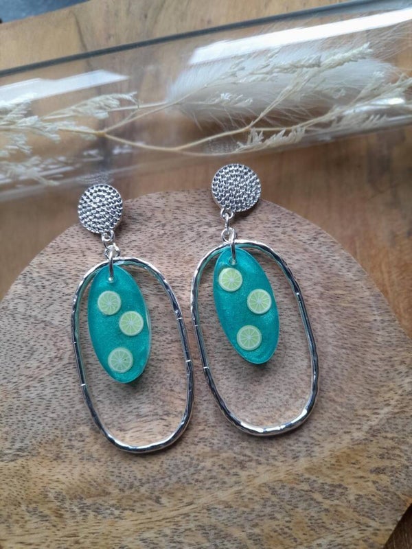 Blue oval lemon