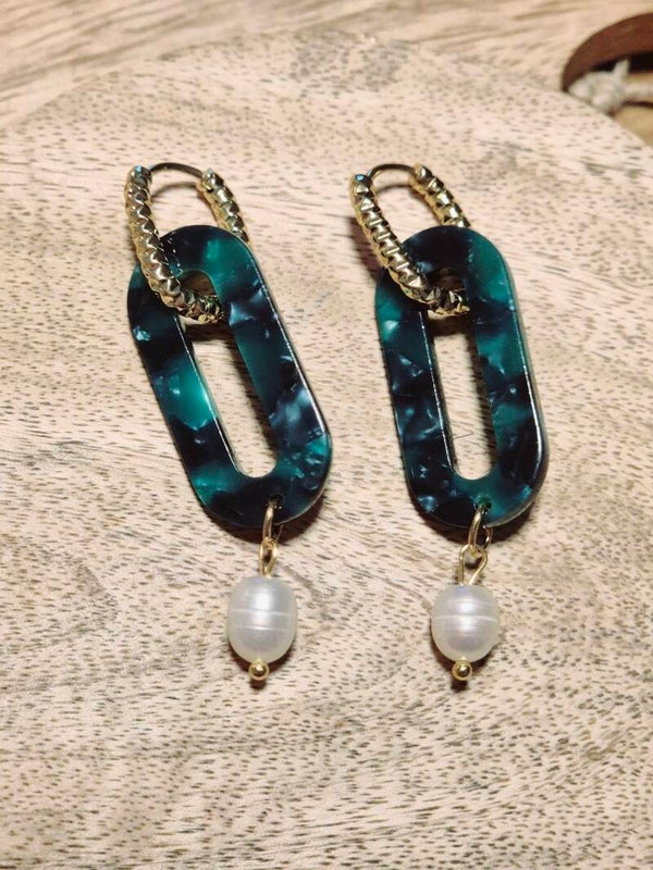 Oval green