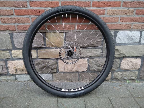 Voorwiel Bombtrack 27,5”