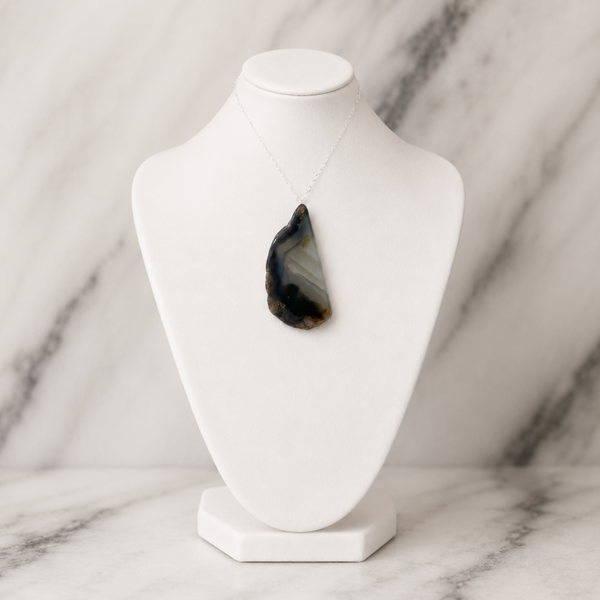Chalcedony Gemstone 1