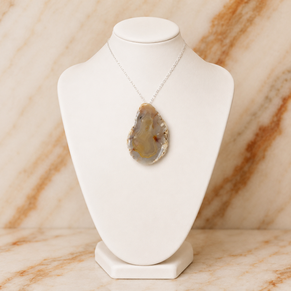 Chalcedony Gemstone 13