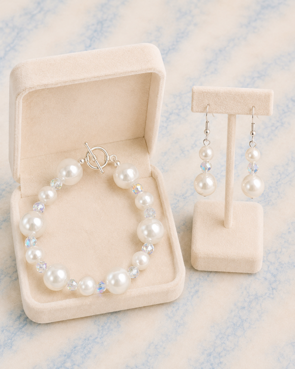 Classic Pearl Radiance – Glass Bead Bracelet & Earring Set