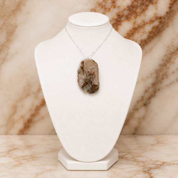 Chalcedony Gemstone 15
