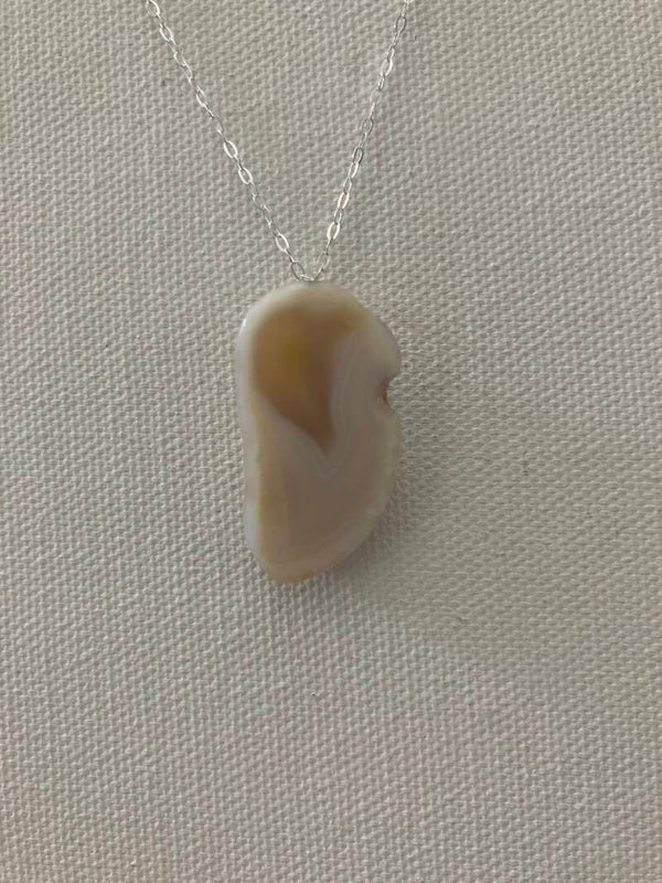 Chalcedony Gemstone 7