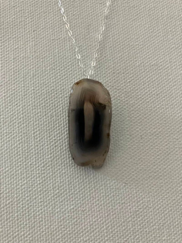 Chalcedony Gemstone 8