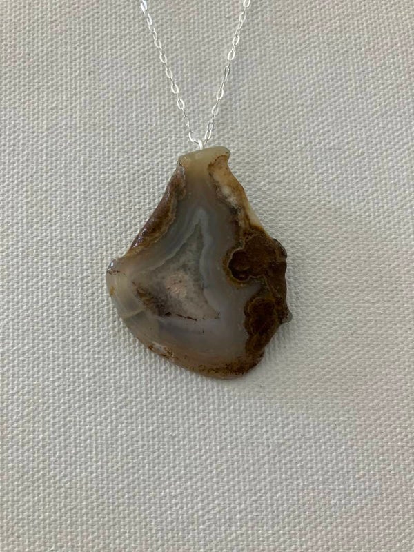 Chalcedony Gemstone 10