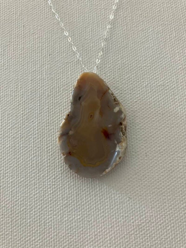 Chalcedony Gemstone 13