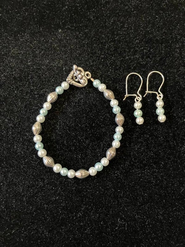 Frosted White, Blue & Silver Glass Bead Bracelet + Earrings