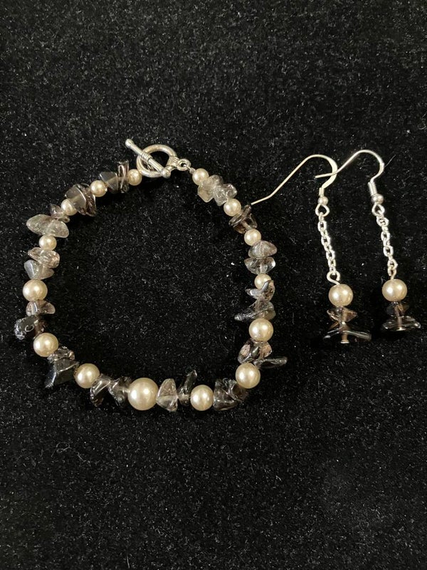 Smoky Pearl Bracelet & Earring Set